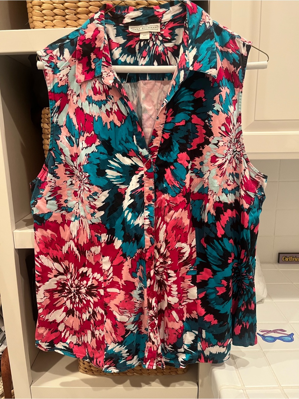 Dana Buchman Vibrant Floral Sleeveless Button-Front Top in Teal & Pink